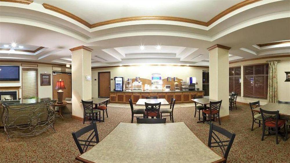 Holiday Inn Express Mineral Wells By Ihg Parkersburg Extérieur photo
